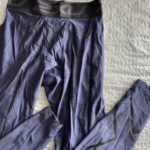 2XU compression workout legguins size M